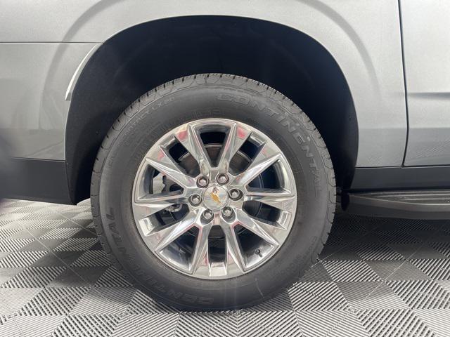 new 2025 Chevrolet Suburban car, priced at $81,795