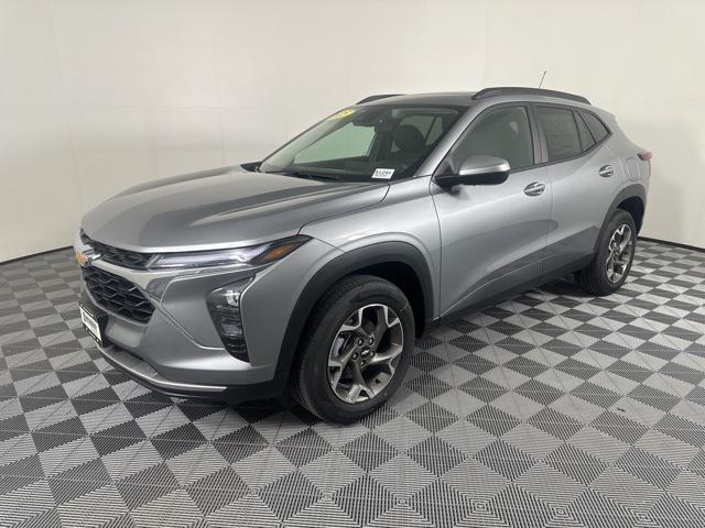 new 2025 Chevrolet Trax car, priced at $26,380