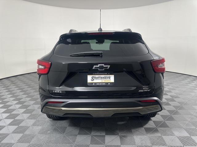 new 2025 Chevrolet Trax car, priced at $27,884