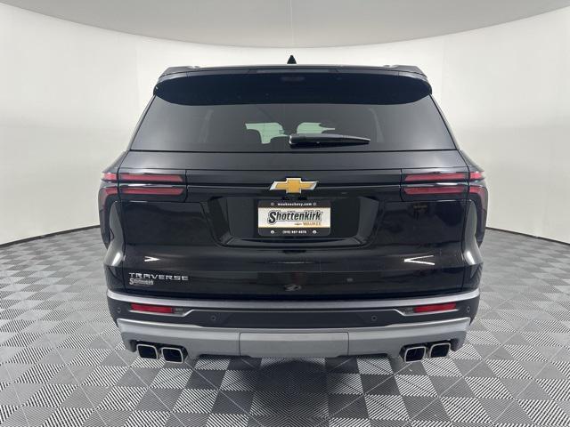 new 2026 Chevrolet Traverse car, priced at $43,920