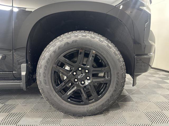 new 2025 Chevrolet Silverado 1500 car, priced at $76,754
