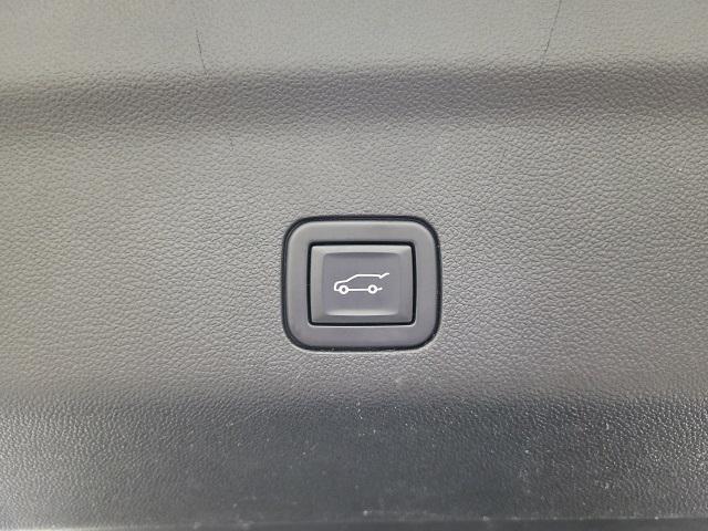 used 2023 Chevrolet Suburban car, priced at $54,949