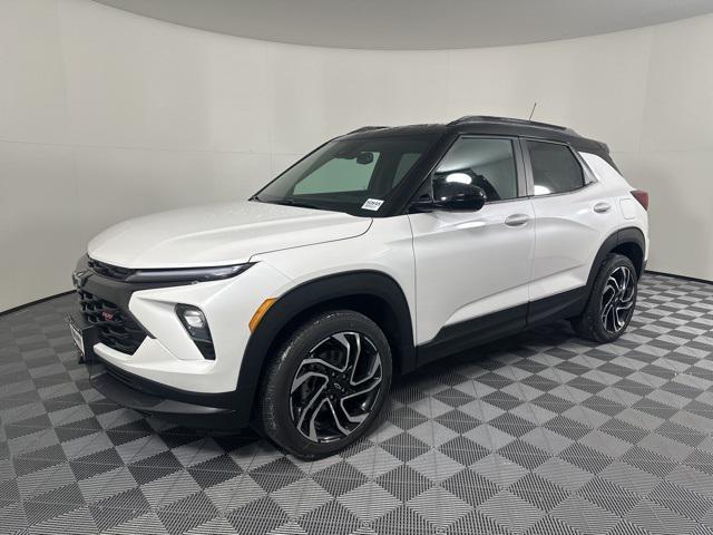 new 2025 Chevrolet TrailBlazer car, priced at $33,825