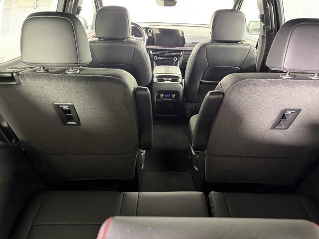 new 2026 Chevrolet Traverse car, priced at $56,950