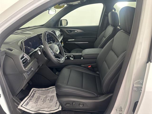 new 2025 Chevrolet Traverse car, priced at $51,915