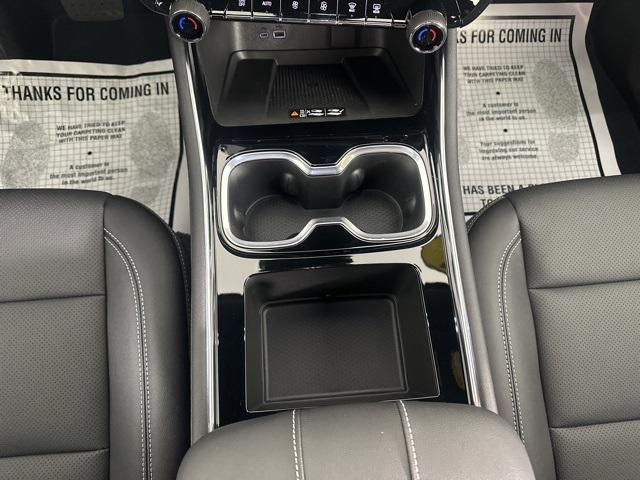 new 2025 Chevrolet Traverse car, priced at $51,915