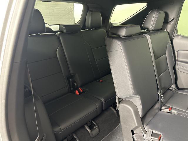new 2026 Chevrolet Traverse car, priced at $50,855