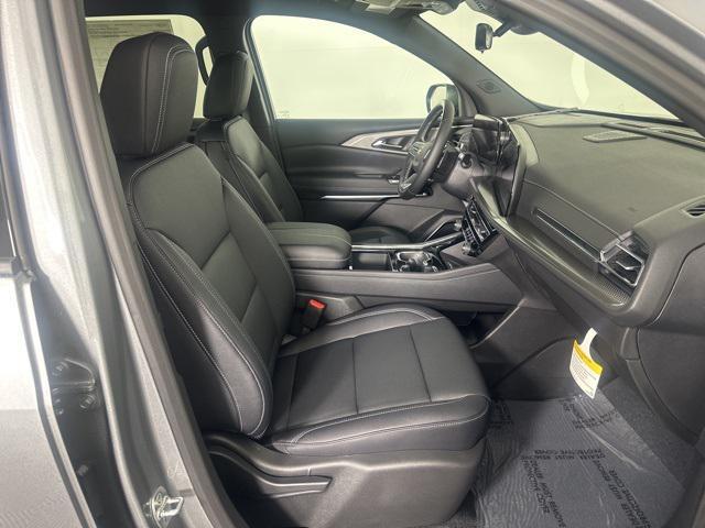 new 2026 Chevrolet Traverse car, priced at $50,855