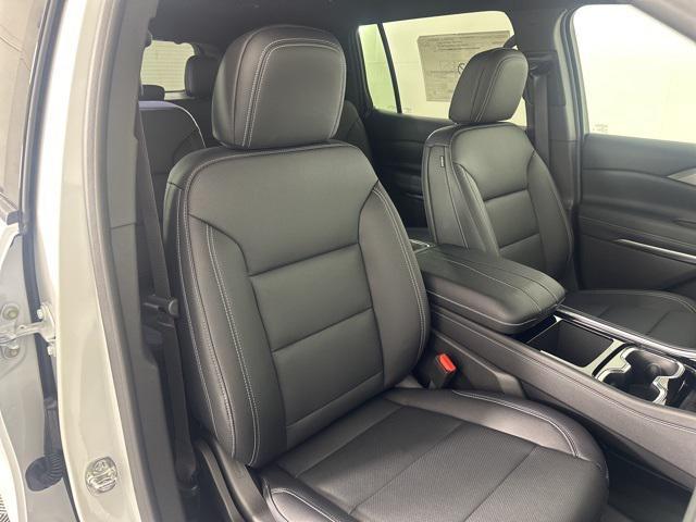 new 2026 Chevrolet Traverse car, priced at $47,363