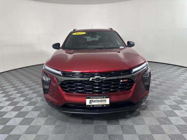 new 2025 Chevrolet Trax car, priced at $27,884