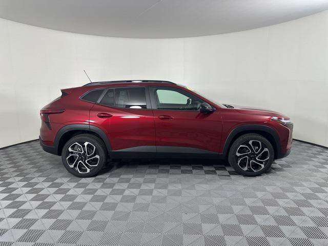 new 2025 Chevrolet Trax car, priced at $27,884
