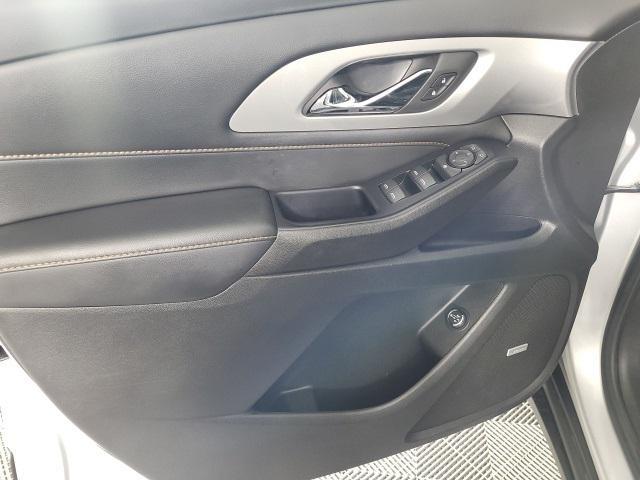 used 2021 Chevrolet Traverse car, priced at $31,763