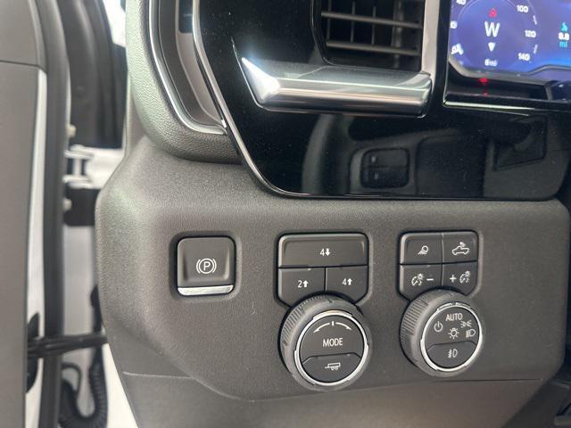 new 2025 Chevrolet Silverado 2500 car, priced at $70,244