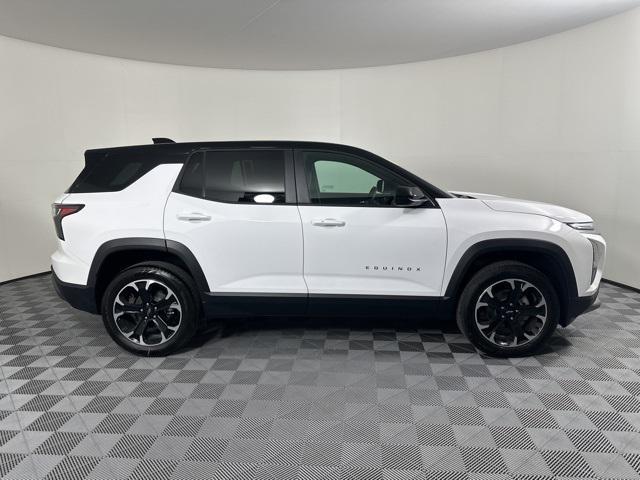 new 2026 Chevrolet Equinox car, priced at $35,640