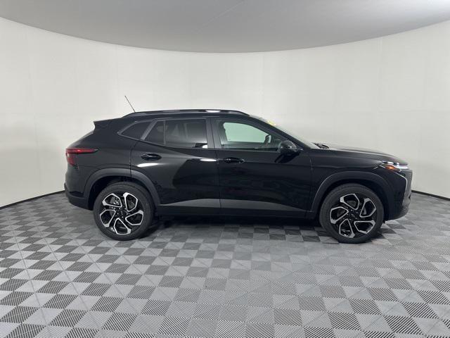 new 2025 Chevrolet Trax car, priced at $26,989