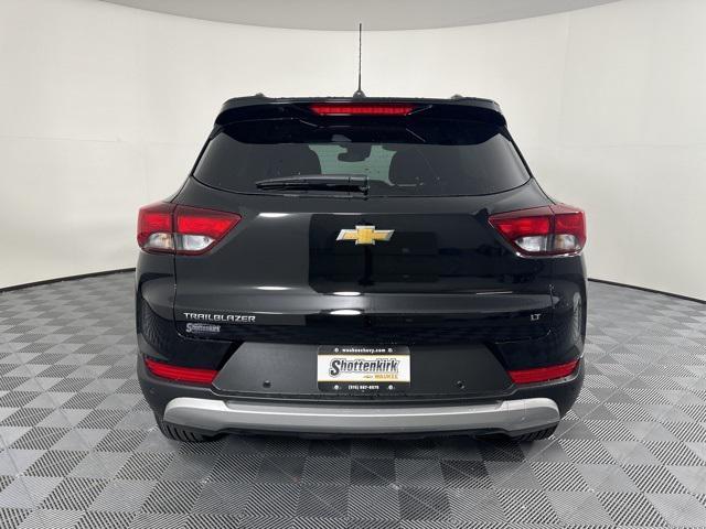 new 2025 Chevrolet TrailBlazer car, priced at $28,080