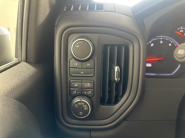 new 2025 Chevrolet Silverado 2500 car, priced at $65,107