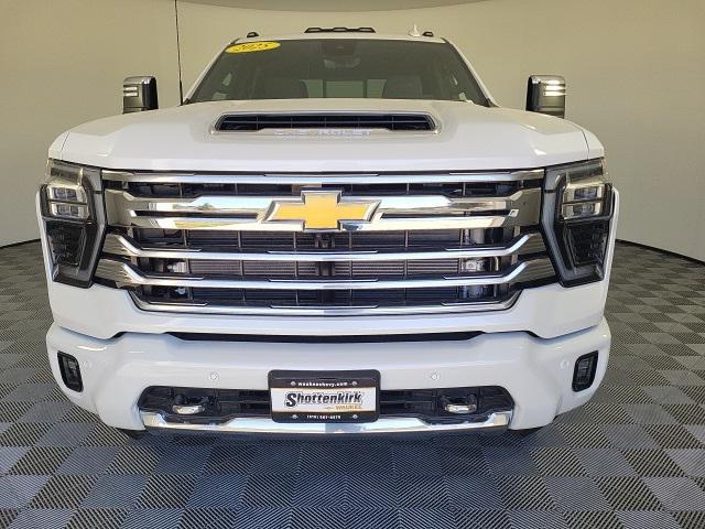 new 2025 Chevrolet Silverado 3500 car, priced at $92,095