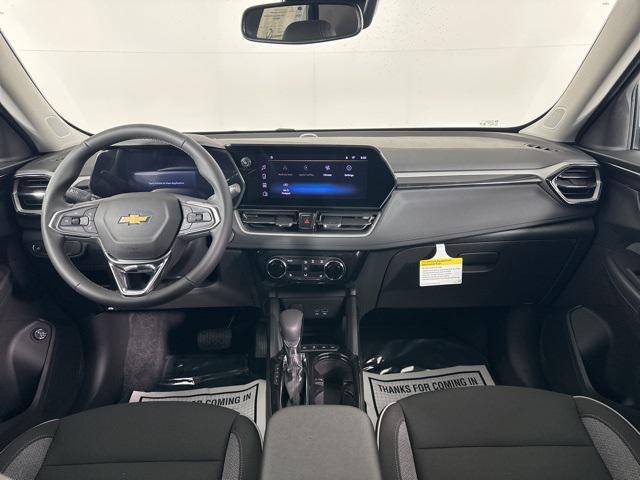 new 2025 Chevrolet TrailBlazer car, priced at $30,575