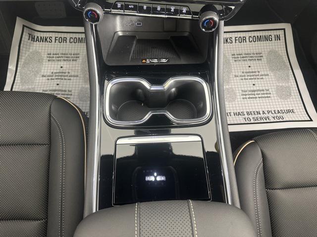 new 2025 Chevrolet Traverse car, priced at $58,795
