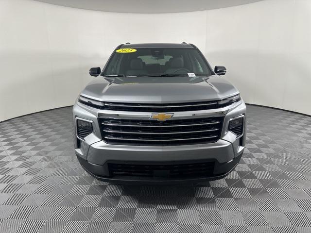 new 2025 Chevrolet Traverse car, priced at $49,630
