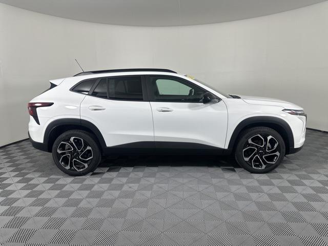 new 2025 Chevrolet Trax car, priced at $26,989