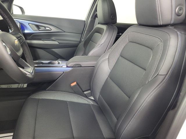 new 2025 Chevrolet Equinox EV car, priced at $45,890