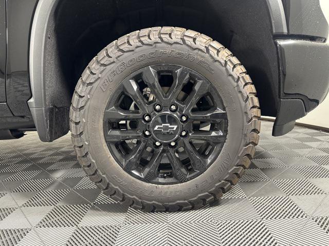 new 2025 Chevrolet Silverado 2500 car, priced at $72,244