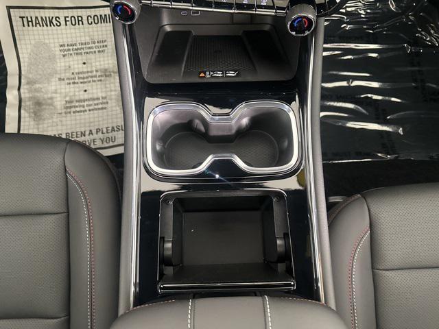 new 2025 Chevrolet Traverse car, priced at $56,200