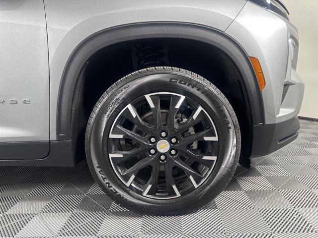 new 2025 Chevrolet Traverse car, priced at $48,545