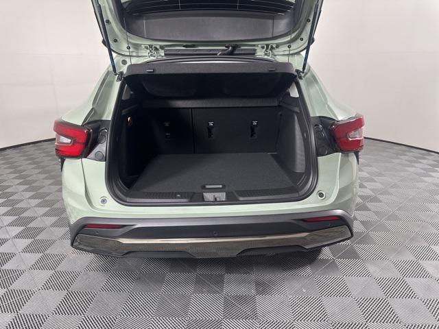new 2025 Chevrolet Trax car, priced at $27,585
