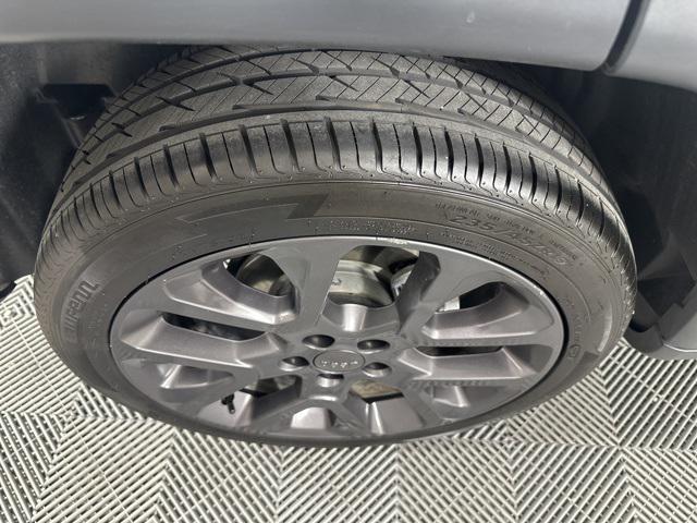 used 2021 Jeep Compass car, priced at $18,246