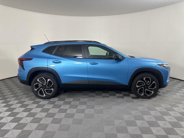 new 2025 Chevrolet Trax car, priced at $28,279