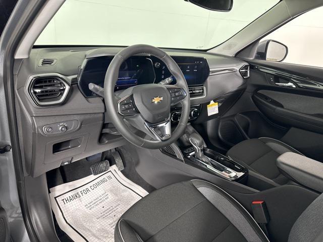 new 2025 Chevrolet TrailBlazer car, priced at $30,575