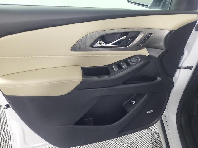 used 2023 Chevrolet Traverse car, priced at $43,065
