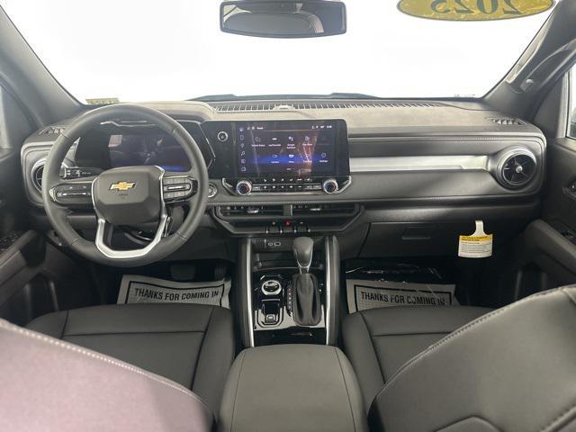 new 2025 Chevrolet Colorado car, priced at $45,330