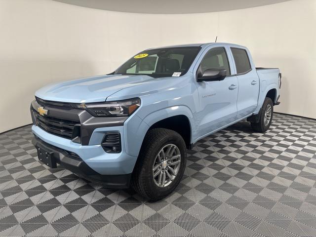 new 2025 Chevrolet Colorado car, priced at $45,330