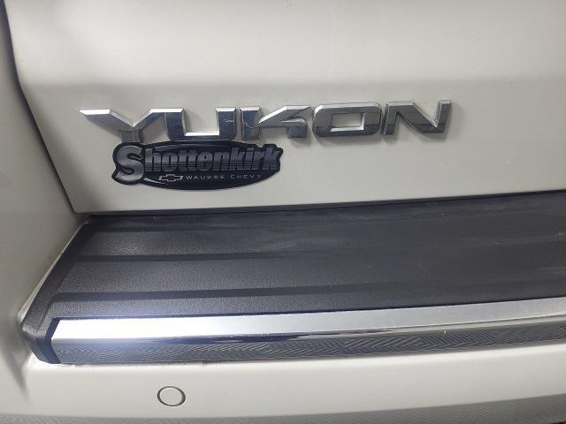 used 2016 GMC Yukon car, priced at $19,989