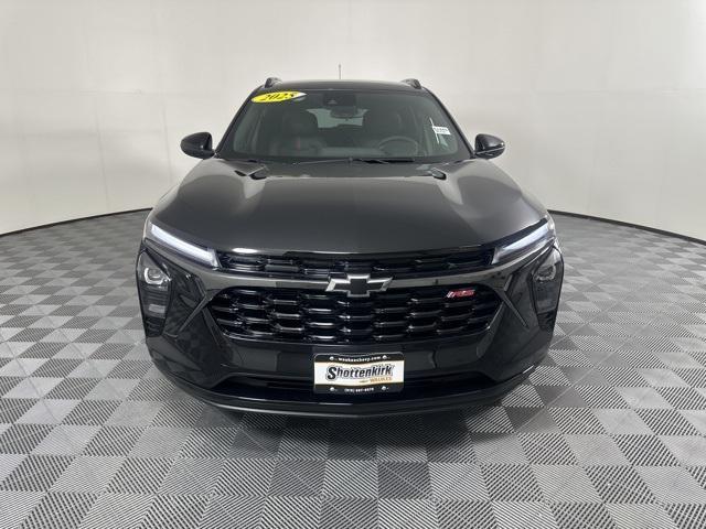 new 2025 Chevrolet Trax car, priced at $26,989