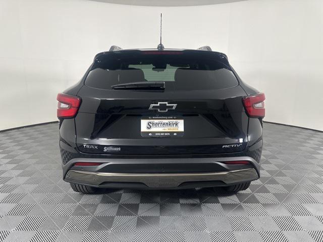 new 2025 Chevrolet Trax car, priced at $27,884