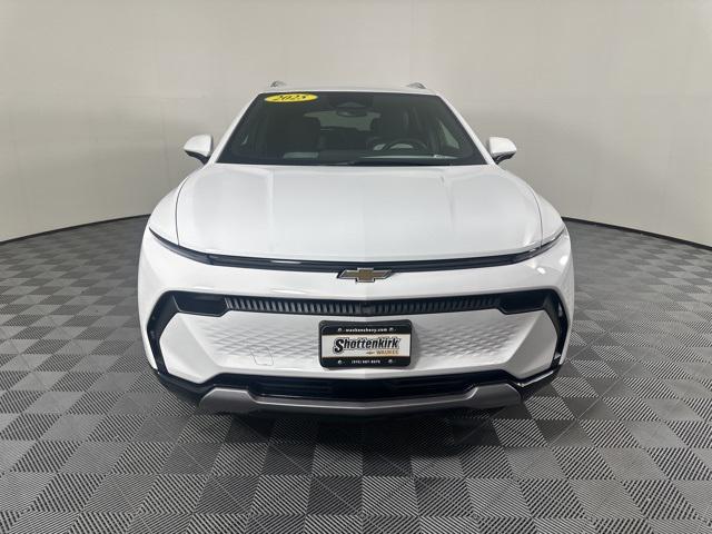 new 2025 Chevrolet Equinox EV car, priced at $41,090