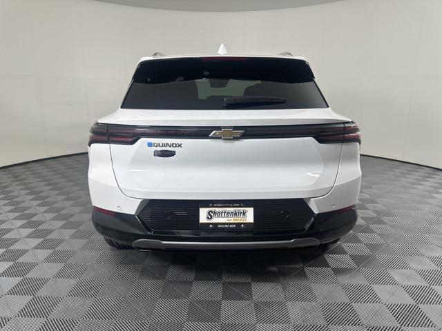 new 2025 Chevrolet Equinox EV car, priced at $41,090
