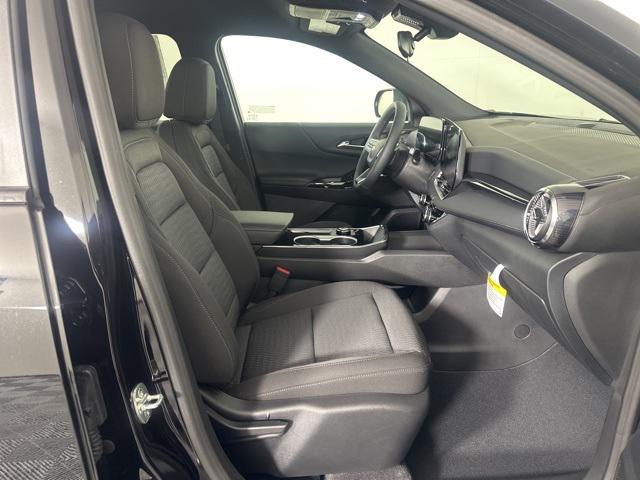 new 2026 Chevrolet Equinox car, priced at $31,995