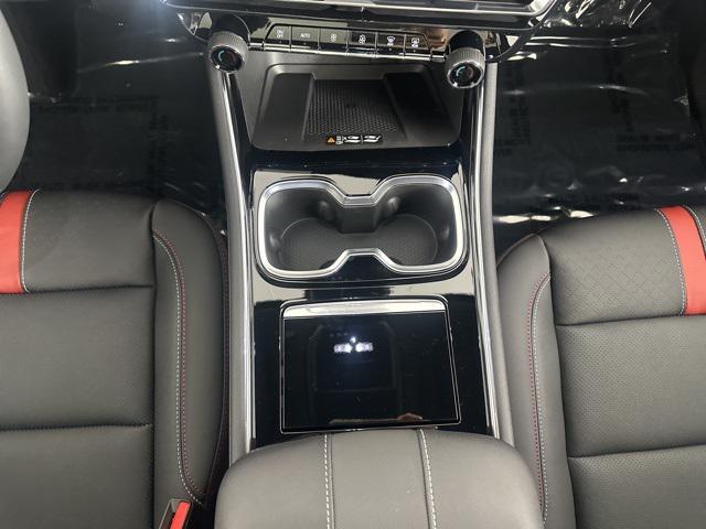 new 2025 Chevrolet Traverse car, priced at $59,095