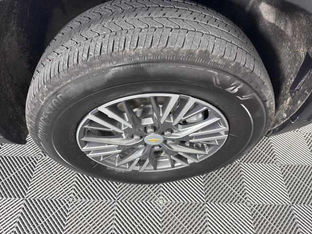 used 2024 Chevrolet Traverse car, priced at $38,352