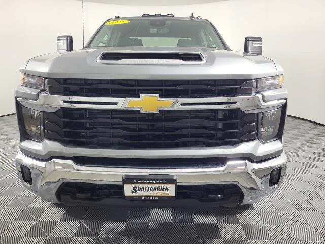 new 2025 Chevrolet Silverado 2500 car, priced at $60,150