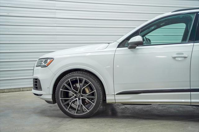 used 2022 Audi Q7 car, priced at $40,000