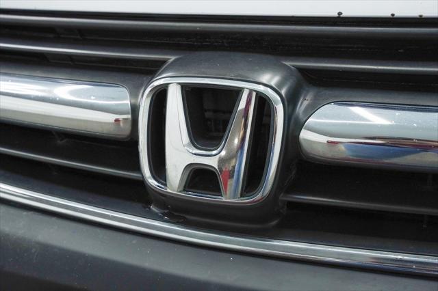 used 2002 Honda CR-V car, priced at $3,695