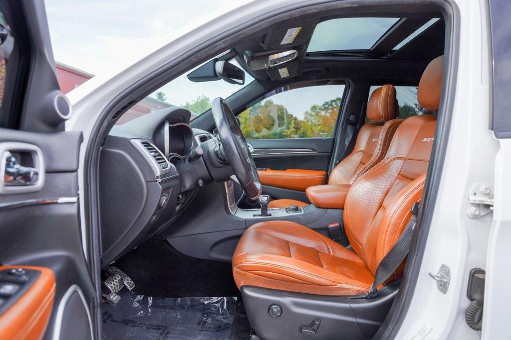 used 2014 Jeep Grand Cherokee car, priced at $31,595