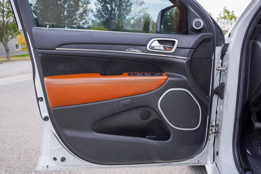 used 2014 Jeep Grand Cherokee car, priced at $31,595